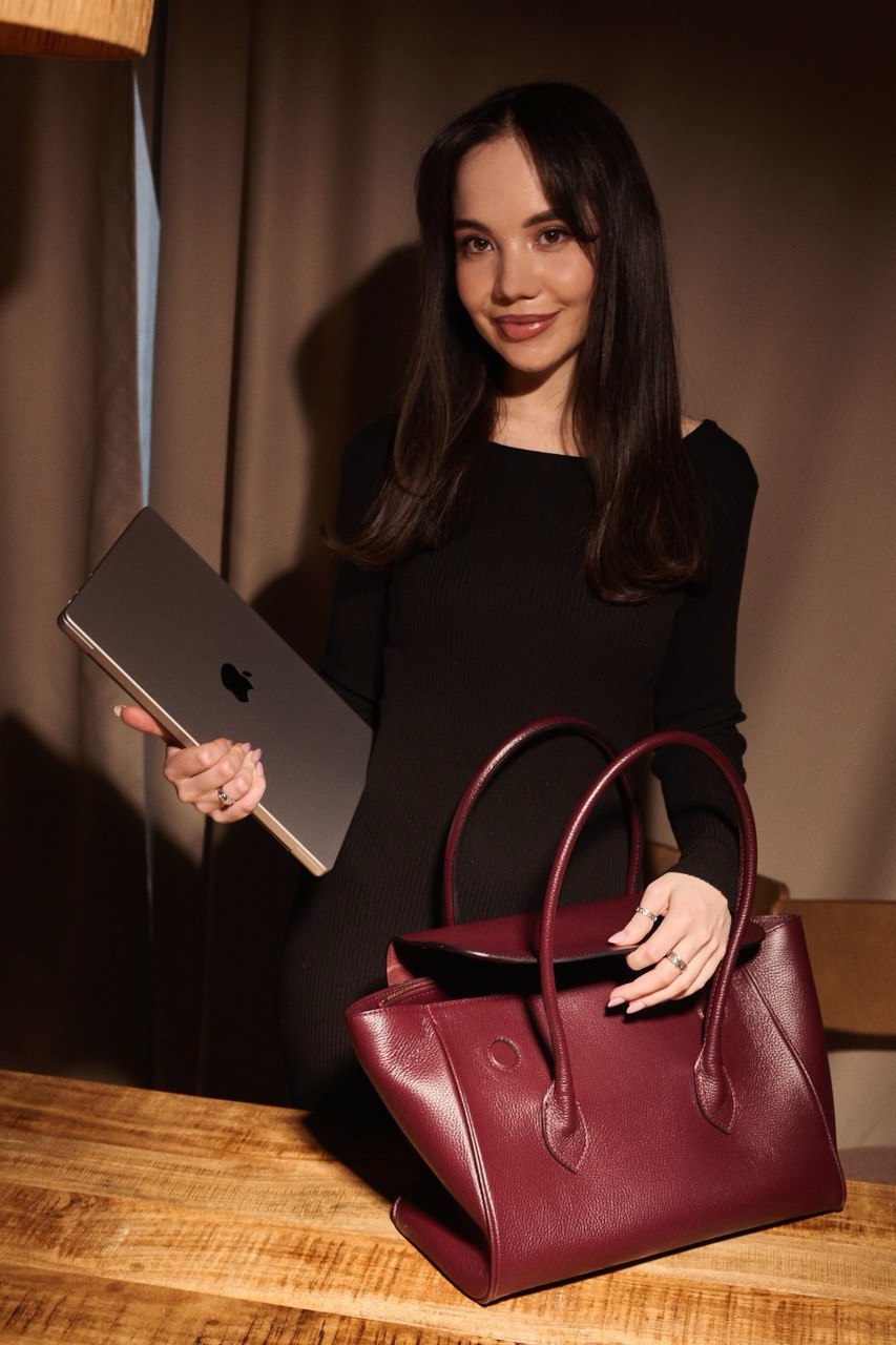 Алина Колесова — сооснователь Update You